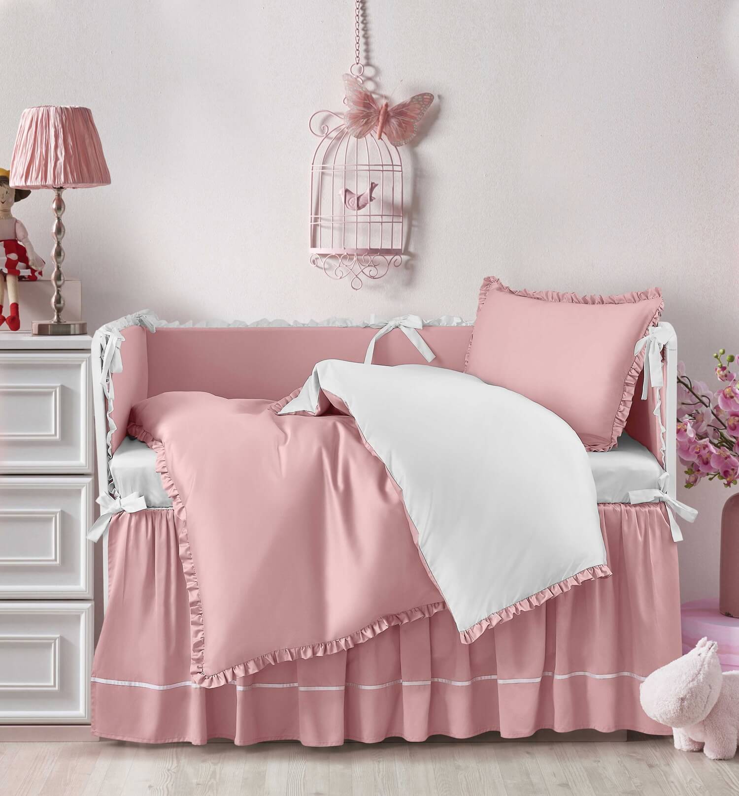 Комплект белья в детскую кроватку. ONSILK постельное белье. Постельное белье для новорожденных. Текстиль для детской. Красивый детский текстиль.